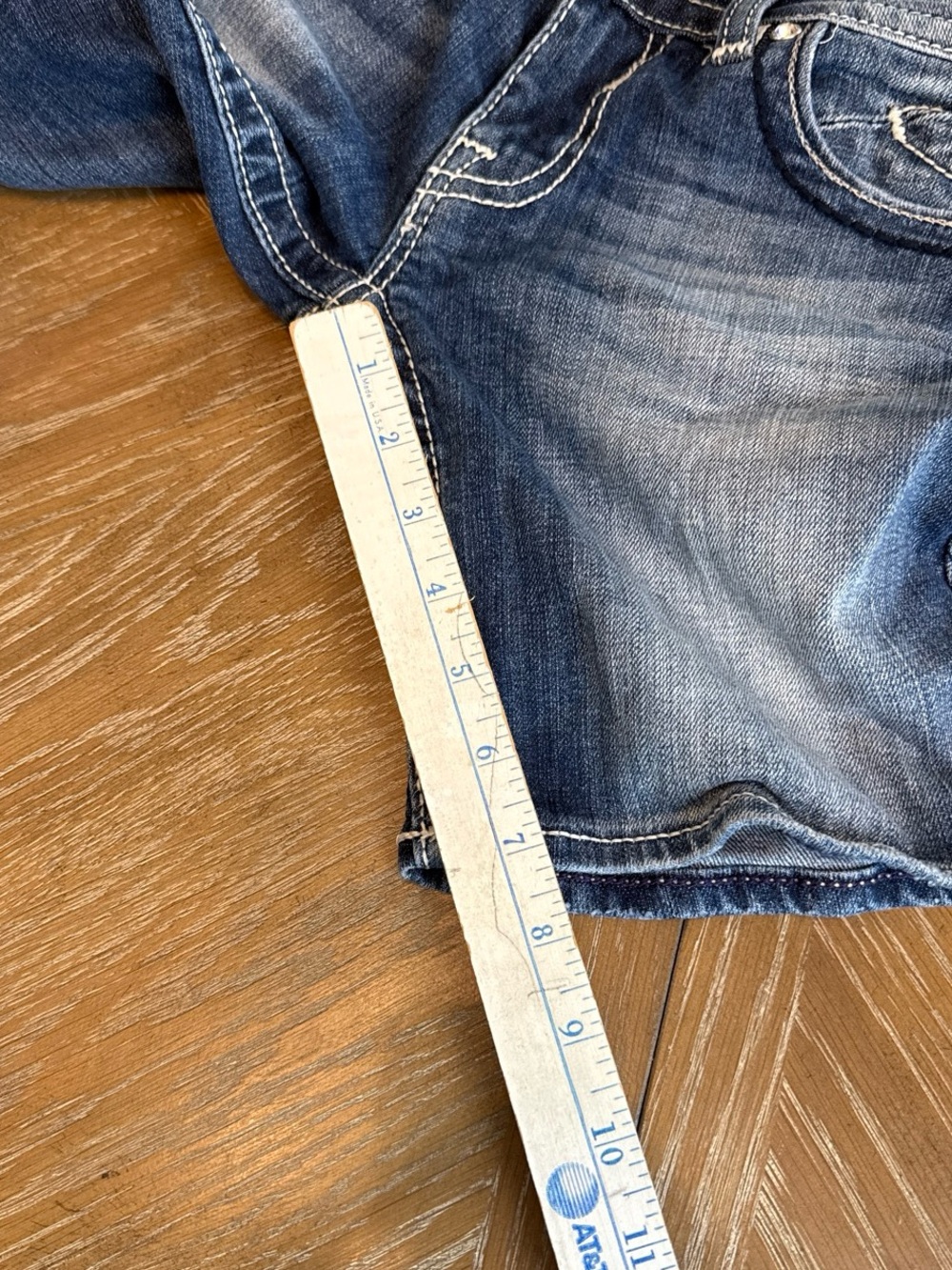 Vigoss the Chelsea Distressed Blue Denim Jean shorts - Picture 5 of 8